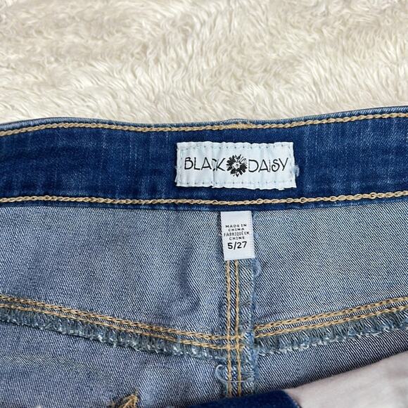 Black daisy fringe and color block denim jean skirt NWT, size 5 or 27 - Picture 9 of 11